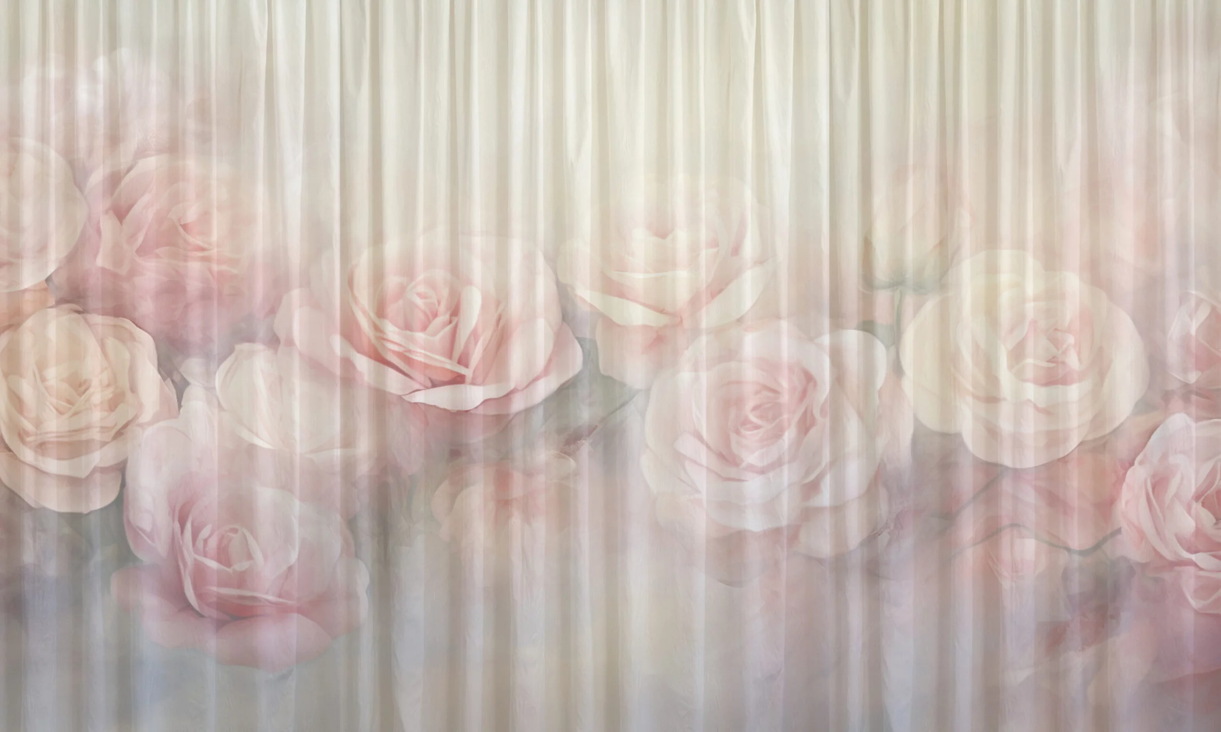 Wzór fototapety Różana poświata – rozmyte róże w odcieniach pudrowego różu